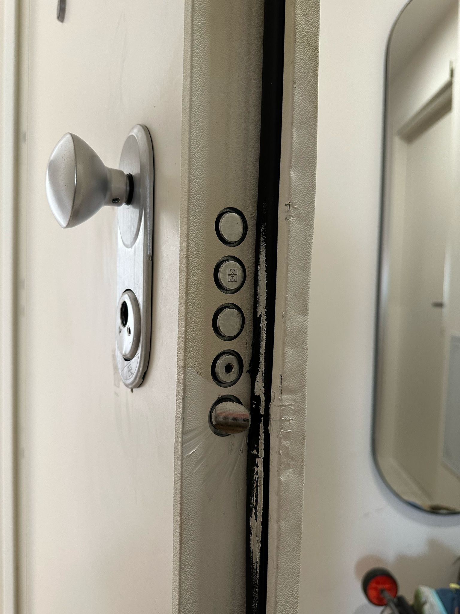 Cerradura multipunto en blindada - Marbella