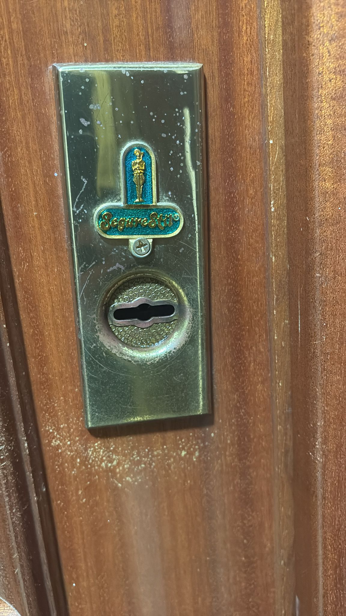 Cambio cerradura SegureSti antigua - Marbella